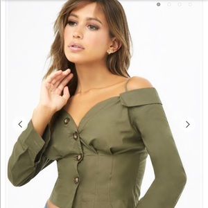 Open Shoulder Crop Top